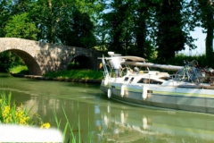 header-canal-du-midi-flou